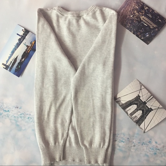 H&M “ Empire State “ light sweater - Picture 3 of 5